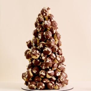 Torre de Carolinas recheadas